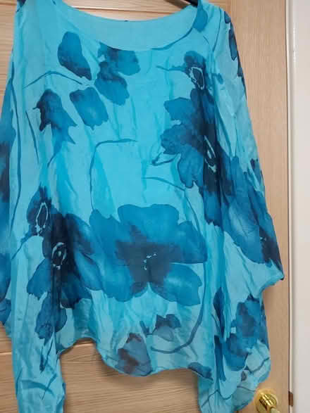 Photo of free Beach/Pool cover up (Woolton L25) #2