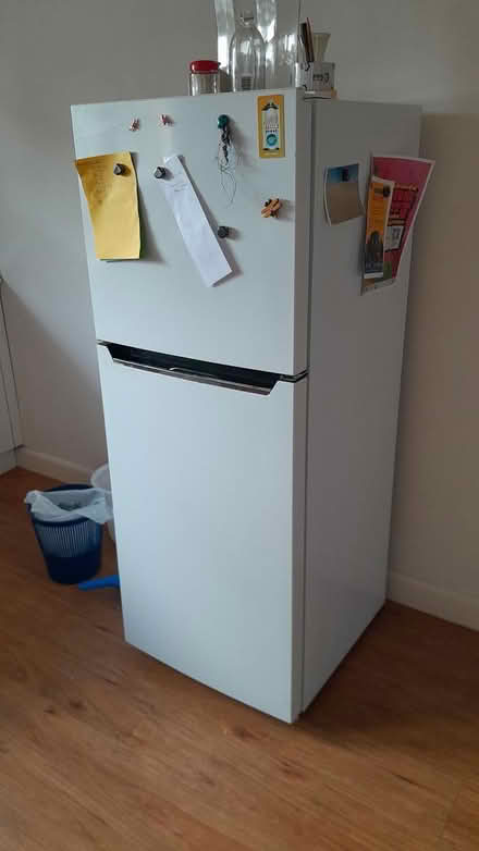 Photo of free fridge (reservoir) #1