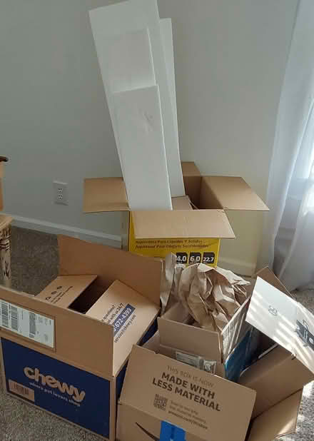 Photo of free Moving supplies (I94/Rawsonville Rd, Willis) #1