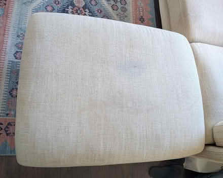 Photo of free couch for pickup in Montavilla (Montavilla (SE 84th Ave)) #2
