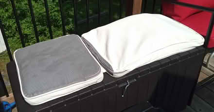 Photo of free outdoor cushion (Britannia) #2