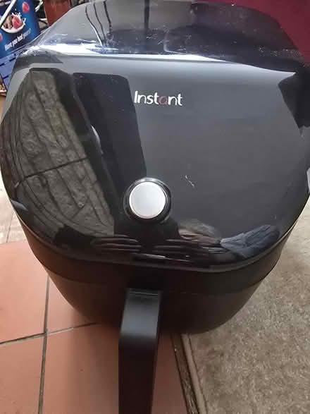 Photo of free Airfryer (Luton, Stopsley) #1