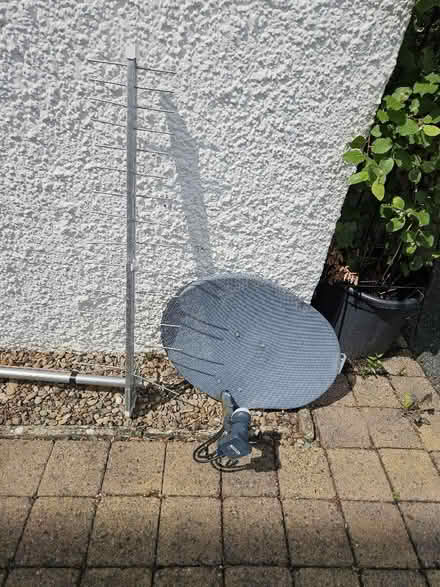 Photo of free Satellite dish and TV annetae (Slyne-with-Hest LA2) #2