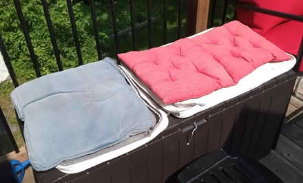 Photo of free outdoor cushion (Britannia) #3