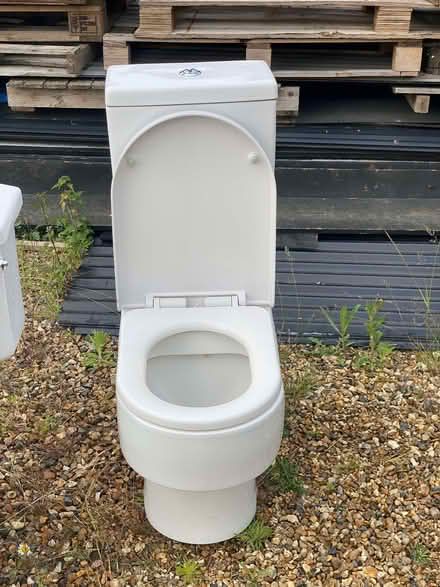 Photo of free Modern close coupled toilet (Gosmore SG4) #1