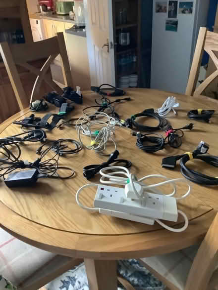 Photo of free Miscellaneous Wires (Linden GL1) #1