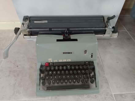 Photo of free Manual typewriter (spaldwick PE28) #2