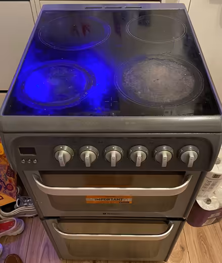 Photo of free electric ceramic hob cooker (Kenton Bar) #1