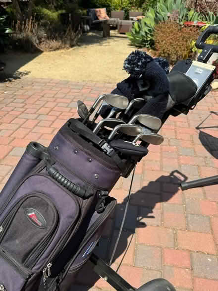 Photo of free Graphite golf clubs w/ cart & cover (Cherry Chase Sunnyvale) #2
