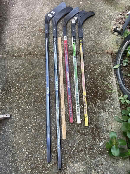 Photo of free Kids street hockey sticks (Cambrian area, San Jose) #1