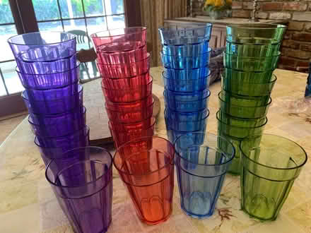 Photo of free Rhapsody acrylic glasses (Saratoga) #1
