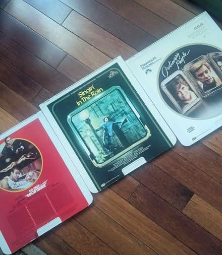 Photo of free 3 display video discs (Park View - Colombia Heights) #1