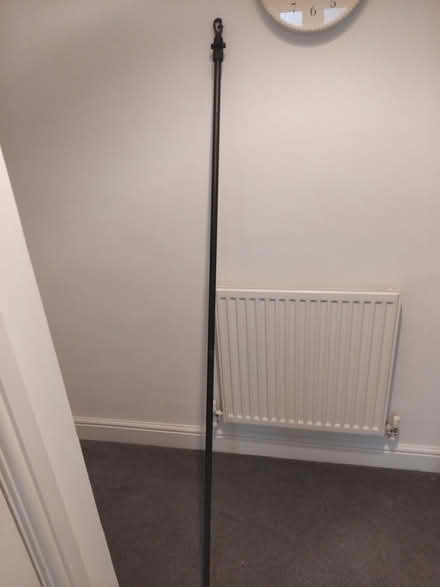 Photo of free balck washing line prop (ware SG12) #1
