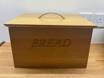 Photo of free Wooden Bread Bin (Cargacreevy BT27) #1
