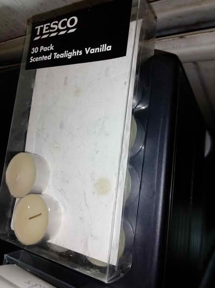 Photo of free Tea lights - plain and fragranced (Tonbridge) #3