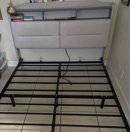 Photo of free Queen Bed p/u (Hallandale Beach Blvd and US1) #3
