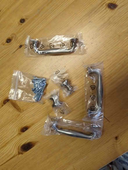 Photo of free Set of drawer handles (Fareham PO14) #1