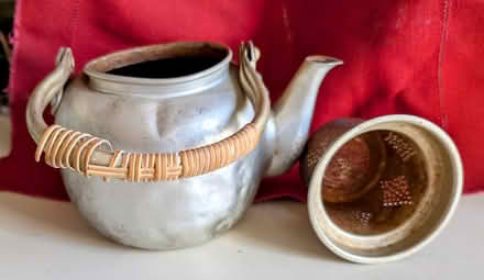 Photo of free Sad little Tea Pot (oakland) #1