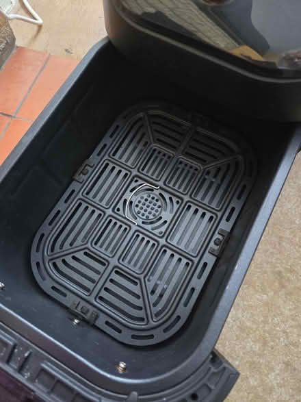 Photo of free Airfryer (Luton, Stopsley) #2