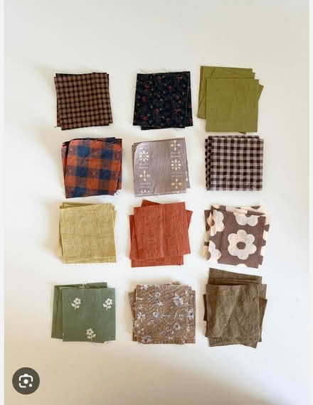 Photo of Variety of Fabric Offcuts (BD7) #2