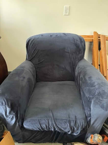 Photo of free Large club chair (02840) #2