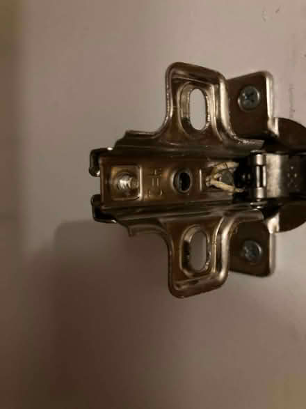 Photo of free Tall cupboard mirrored door (Hildenborough TN11) #2