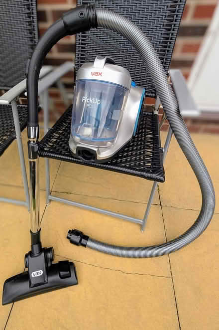 Photo of free Vax hoover (Solihull B93) #1