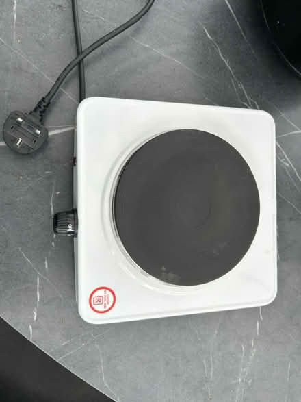 Photo of free Single electric hob (Woolton L25) #1