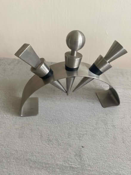Photo of free Bottle stoppers (GU14) #1