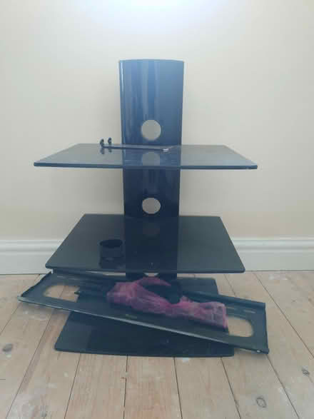 Photo of free TV mount and Wall mounting shelves (Eccleshill / Fagley) #1
