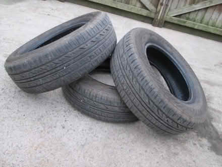Photo of Car Tyre 185/70R14 part worn (High Wickham TN35) #1