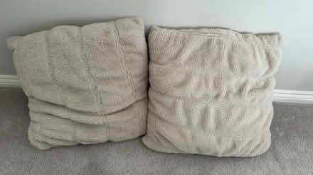 Photo of free another pair of cushions (MK45) #1