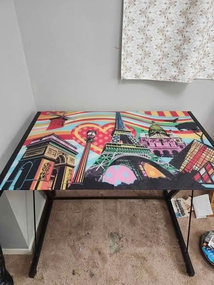 Photo of free Glass topped desk (Glen cairn) #1