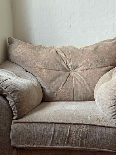 Photo of free single sofa comfy seat (Parkhead Glasgow G31) #3