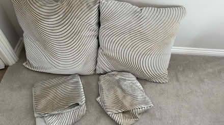 Photo of free pair of cushions (MK45) #1