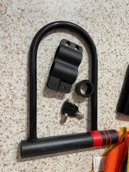 Photo of free New bike lock (Thringstone LE67) #1