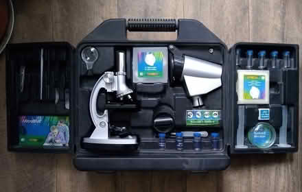 Photo of free Microscope Set (Bath) #1