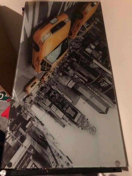 Photo of free Glass table with New York livery (BS6) #2
