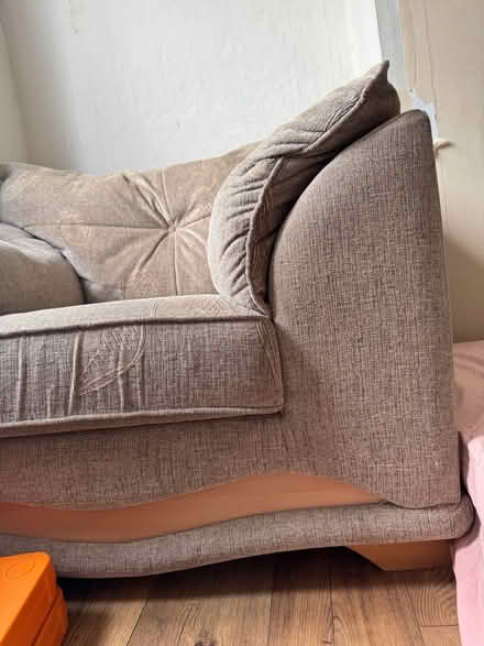 Photo of free single sofa comfy seat (Parkhead Glasgow G31) #2