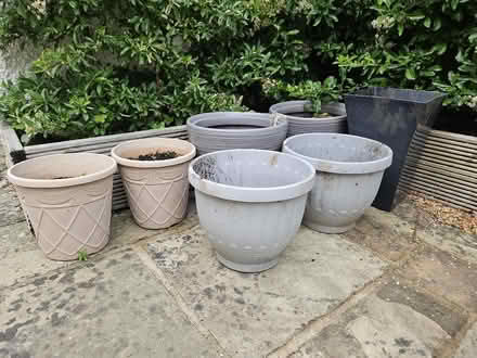 Photo of free Plastic plant pots (Slyne-with-Hest LA2) #1