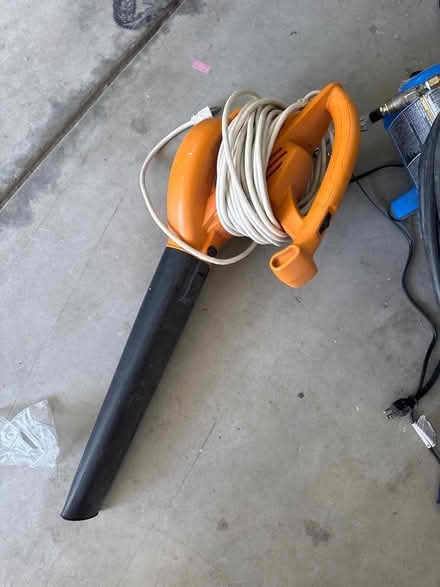 Photo of free Lawn leaf blower (Lafayette) #1