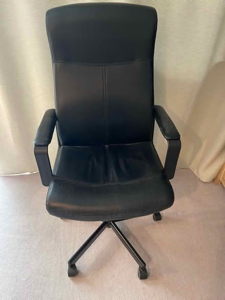 Photo of free Desk chair, black (Oakes HD3) #1