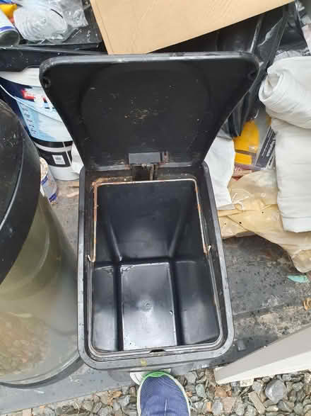 Photo of free 20L peddle bin (South Ealing) #1