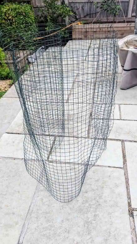 Photo of free Chicken wire (St Albans AL1) #1