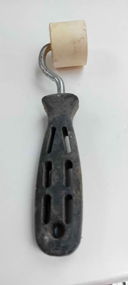 Photo of free Wallpaper edging roller (Wells BA5) #1