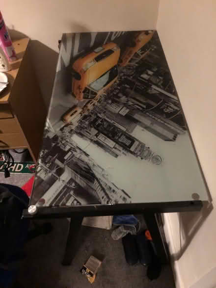 Photo of free Glass table with New York livery (BS6) #1