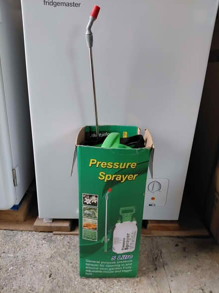 Photo of free 5 ltr Pressure Sprayer (DA12) #2