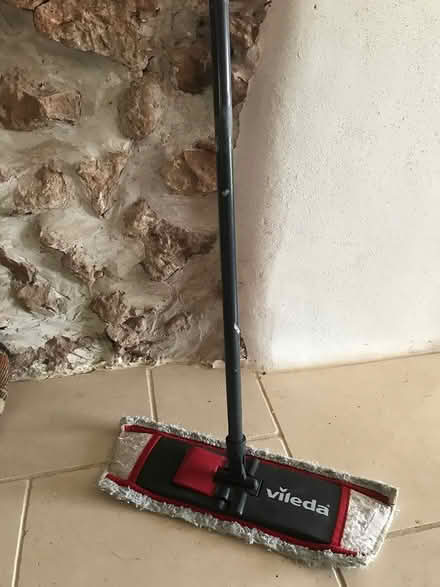 Photo of free Vileda mop with cloth head (Blagdon BS40) #4