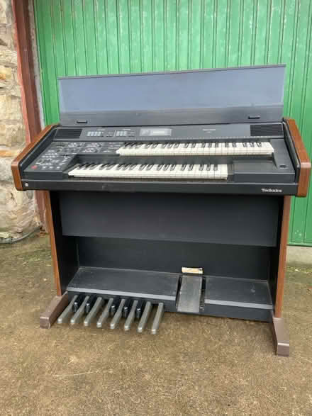 Photo of free Technics PCM Sound EX15 Organ (Slyne with Hest LA2) #2