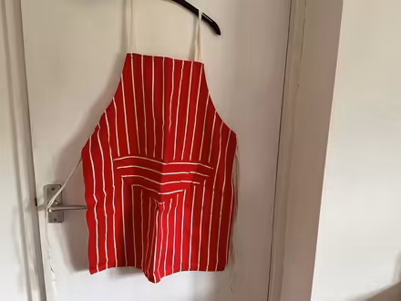 Photo of free Aprons (Walkley S6) #2